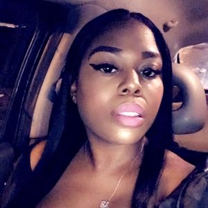 Meet your Posher, Eboni